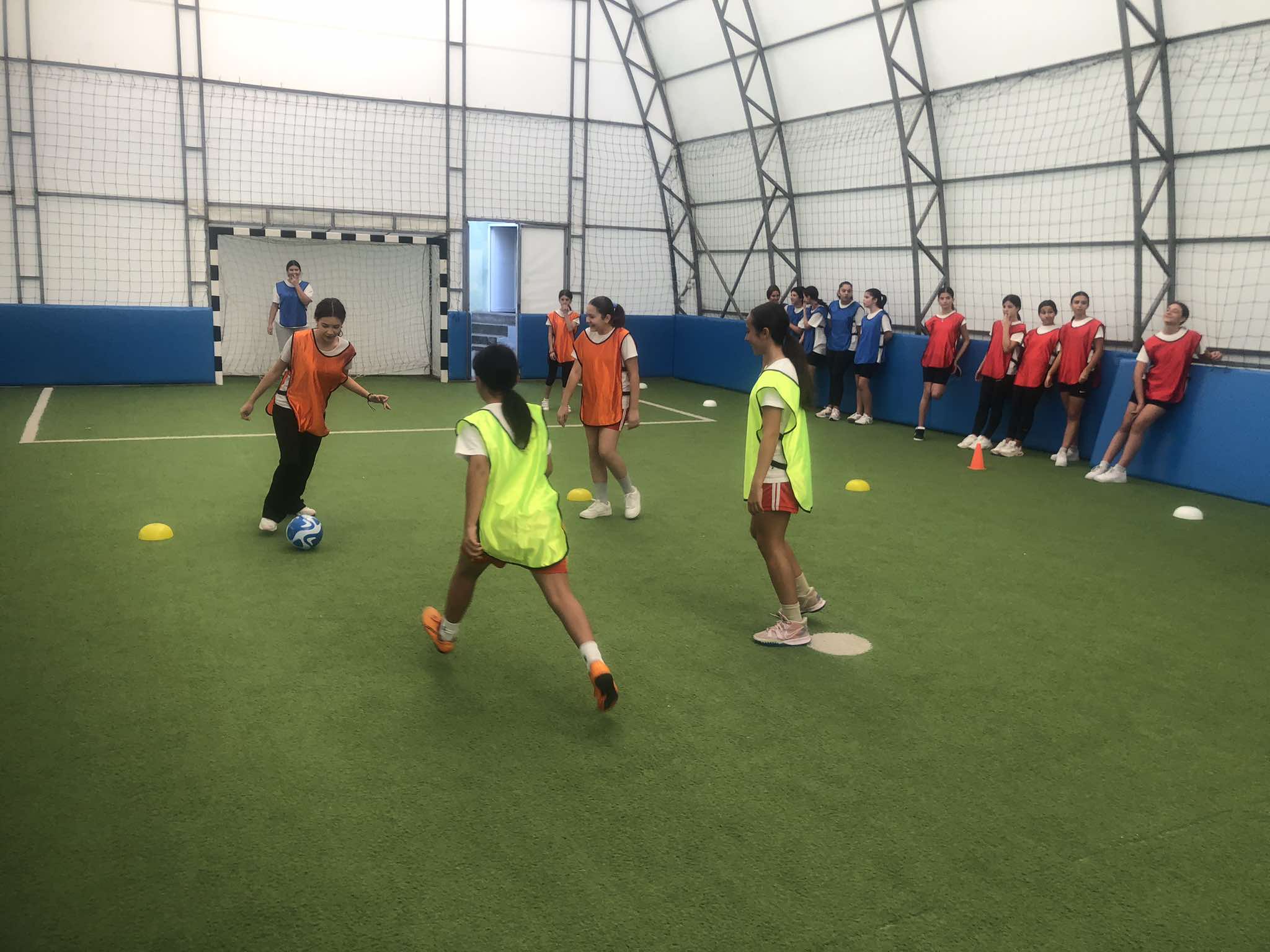 игра 4 слика