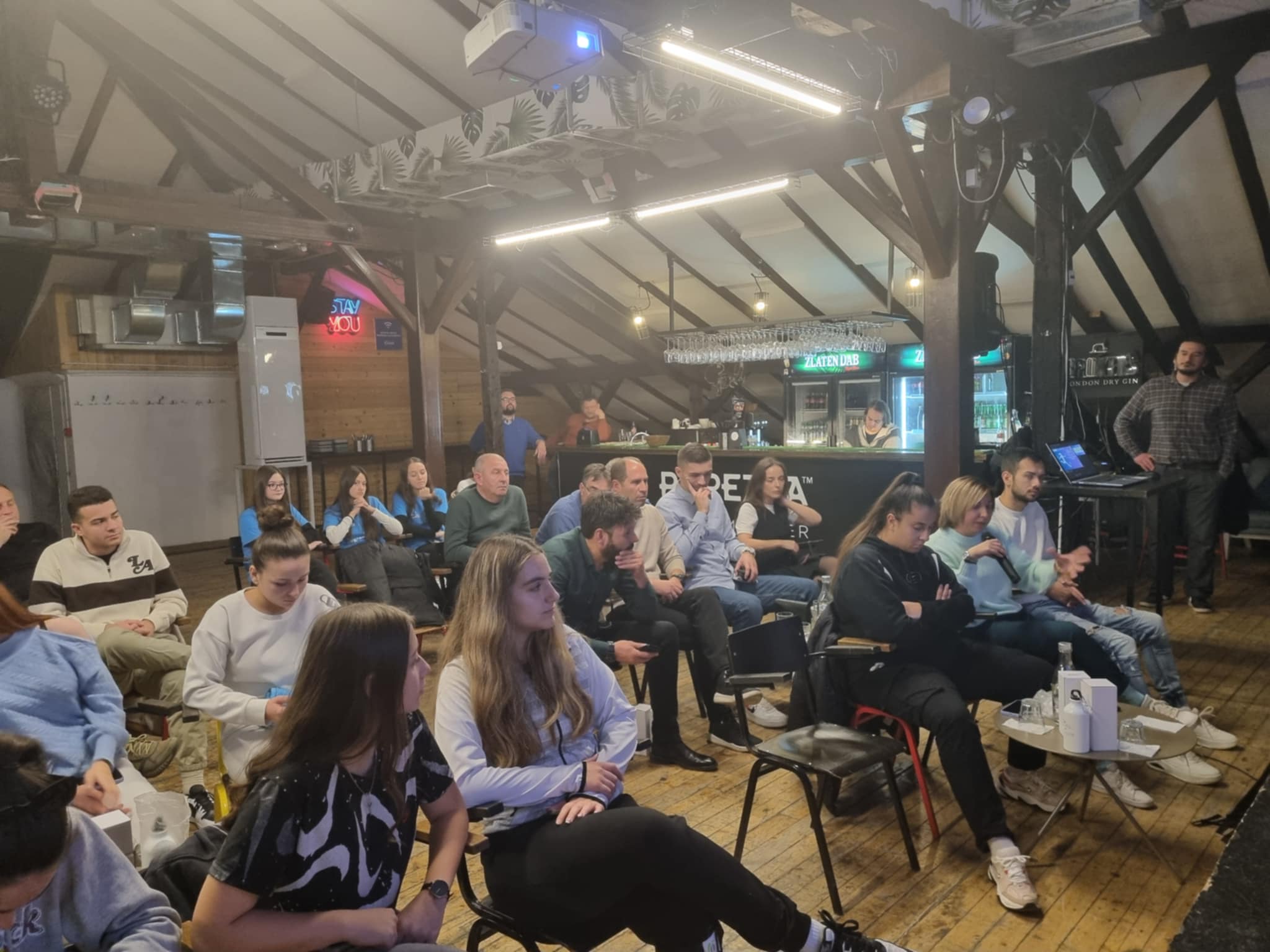 107030aa-c674-41dd-b039-db3168fe9ed3