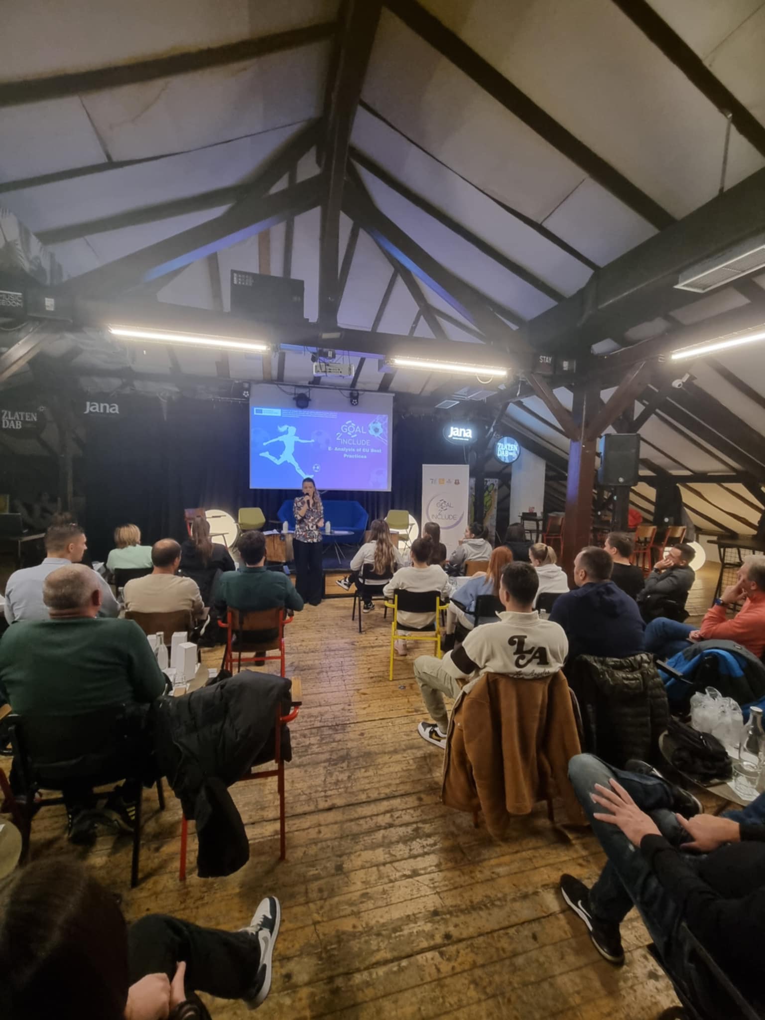 3e17917c-2929-4170-867a-3f3750c52b03