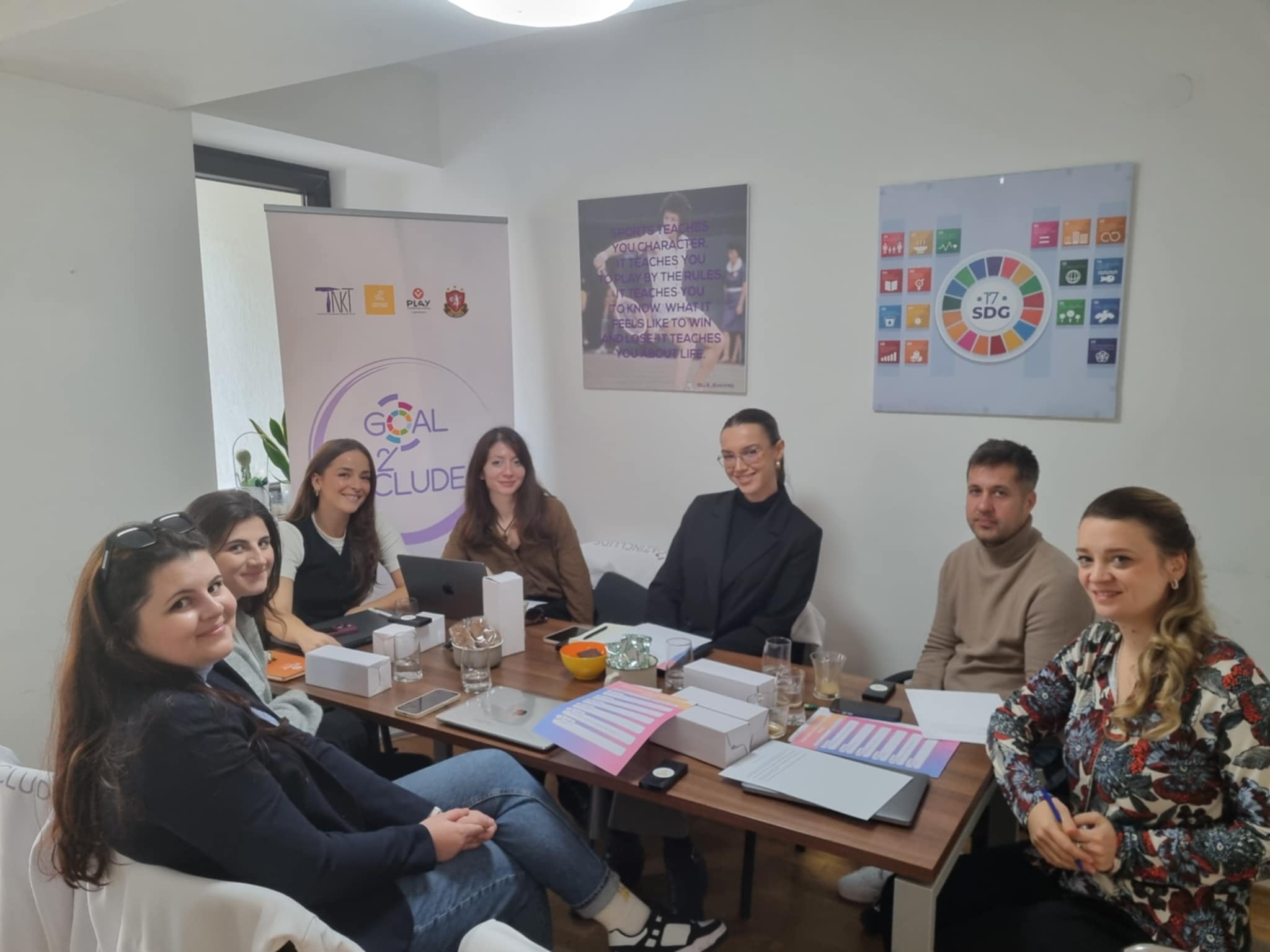 52aa7956-8cee-4692-ac4f-d4cfefbe2873